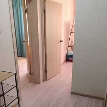 Сдается 1-комнатная квартира, 51 м²