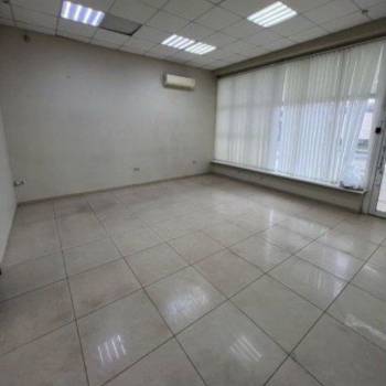 Продается Нежилое помещение, 93 м²