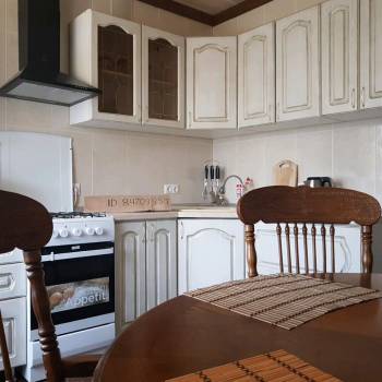 Сдается 1-комнатная квартира, 72 м²