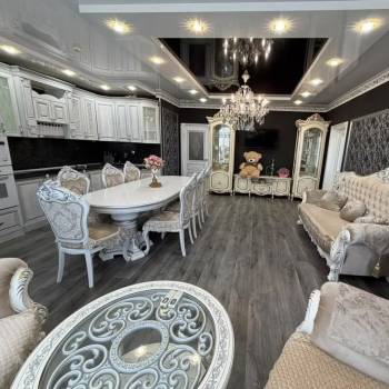 Сдается 1-комнатная квартира, 90 м²