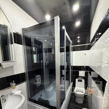 Сдается 1-комнатная квартира, 90 м²