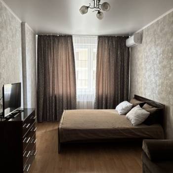 Сдается 1-комнатная квартира, 40 м²