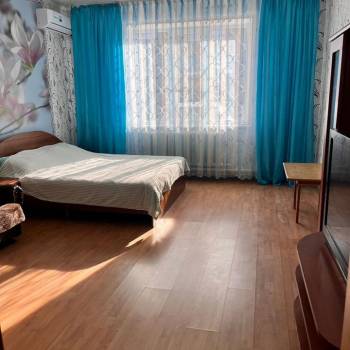 Продается 1-комнатная квартира, 44 м²