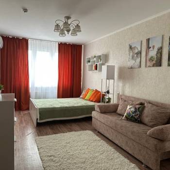 Продается 1-комнатная квартира, 38 м²