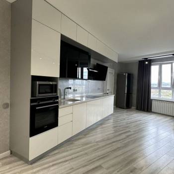Продается 2-х комнатная квартира, 71,2 м²