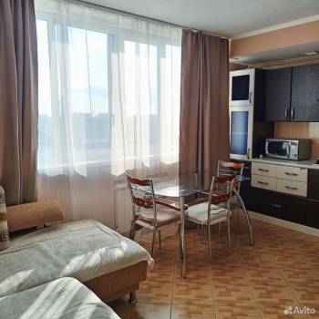 Сдается 2-х комнатная квартира, 80 м²