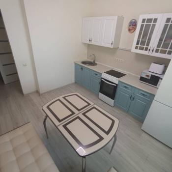Продается 1-комнатная квартира, 40 м²