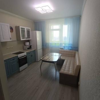 Продается 1-комнатная квартира, 40 м²