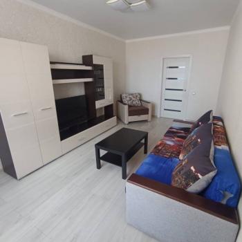 Продается 1-комнатная квартира, 40 м²