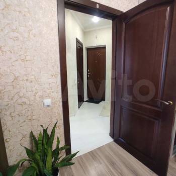 Продается 1-комнатная квартира, 52,3 м²