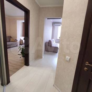 Продается 1-комнатная квартира, 52,3 м²