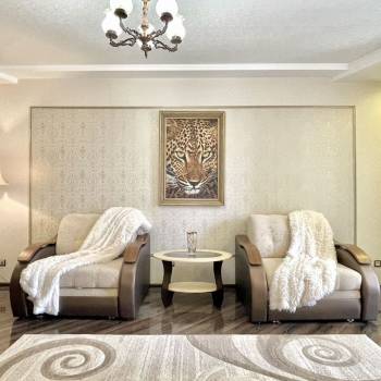 Сдается 2-х комнатная квартира, 100 м²