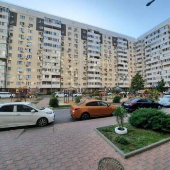 Продается 1-комнатная квартира, 41 м²