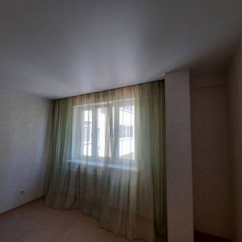 Продается 1-комнатная квартира, 41 м²