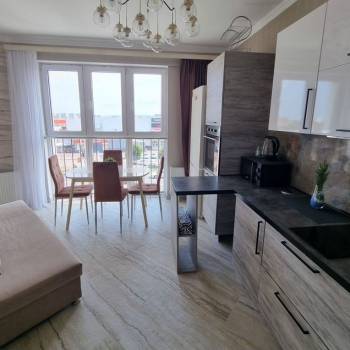 Продается 1-комнатная квартира, 36 м²