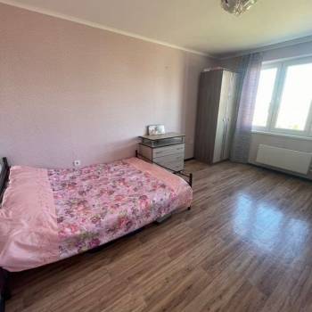 Продается 1-комнатная квартира, 37,8 м²