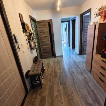 Продается 3-х комнатная квартира, 80,9 м²