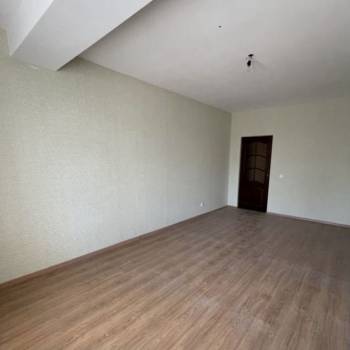 Продается 1-комнатная квартира, 42,5 м²