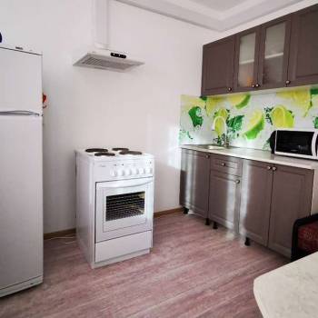 Сдается 1-комнатная квартира, 38 м²