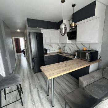 Продается 2-х комнатная квартира, 57 м²