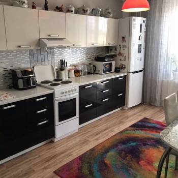 Продается 3-х комнатная квартира, 82 м²