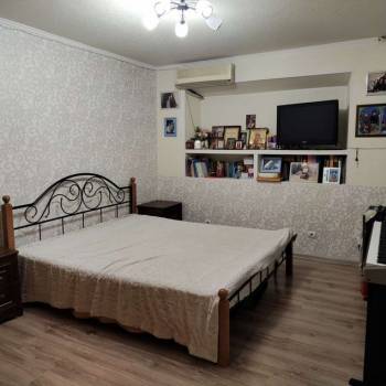 Продается 3-х комнатная квартира, 117,8 м²