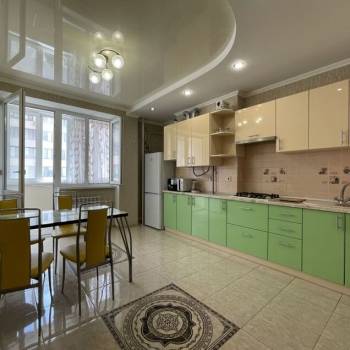 Продается 1-комнатная квартира, 48 м²