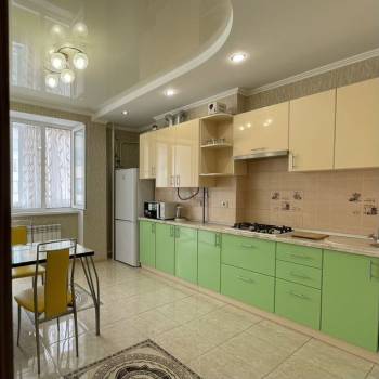 Продается 1-комнатная квартира, 48 м²