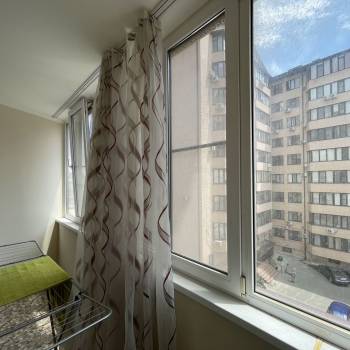 Продается 1-комнатная квартира, 48 м²