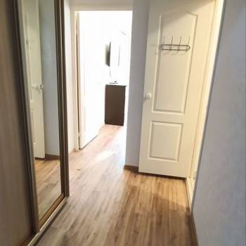 Продается 1-комнатная квартира, 32 м²