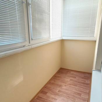 Продается 1-комнатная квартира, 32 м²
