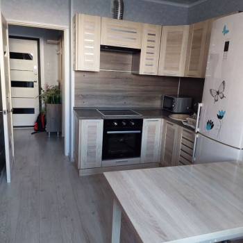 Продается 1-комнатная квартира, 37,3 м²