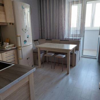 Продается 1-комнатная квартира, 37,3 м²
