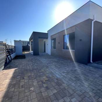 Сдается Дом, 180 м²