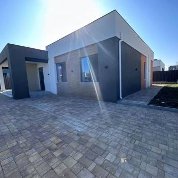 Сдается Дом, 180 м²