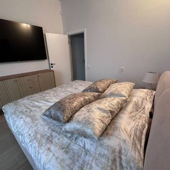Сдается Дом, 180 м²