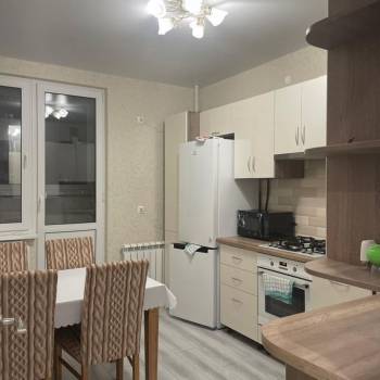 Сдается 2-х комнатная квартира, 55 м²