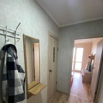 Продается 1-комнатная квартира, 37 м²