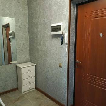 Продается 1-комнатная квартира, 36 м²