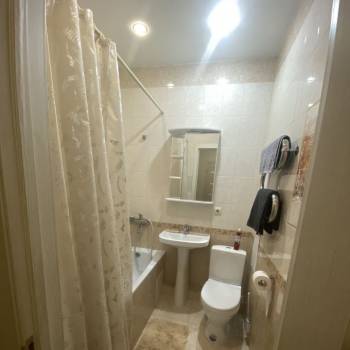 Продается 1-комнатная квартира, 44 м²