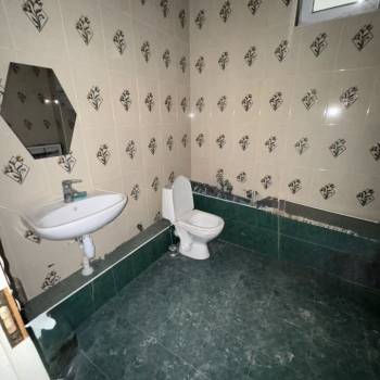 Продается Нежилое помещение, 145,5 м²