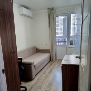 Продается 1-комнатная квартира, 36 м²