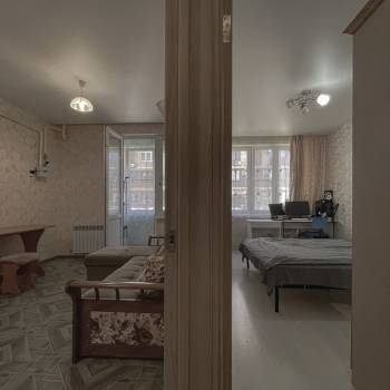 Продается 1-комнатная квартира, 40 м²