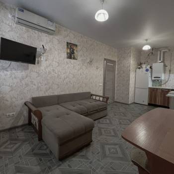 Продается 1-комнатная квартира, 40 м²