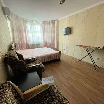 Сдается 1-комнатная квартира, 50 м²
