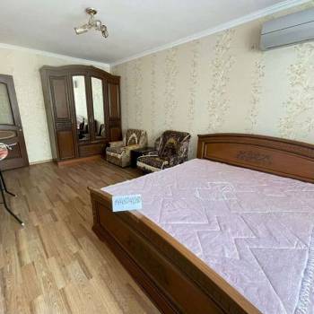Сдается 1-комнатная квартира, 50 м²