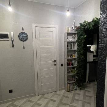 Продается 1-комнатная квартира, 48 м²