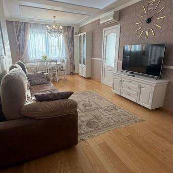 Сдается 2-х комнатная квартира, 60 м²