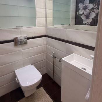 Сдается 2-х комнатная квартира, 60 м²