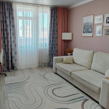 Продается 2-х комнатная квартира, 65 м²